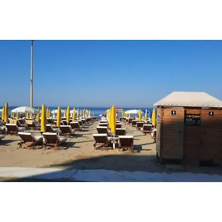 Ferienwohnung Family Vacation Big House Durrës Exterior foto