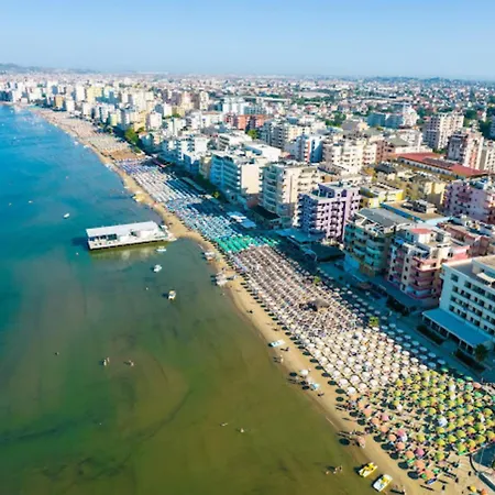 Ferienwohnung Family Vacation Big House Durrës Exterior foto